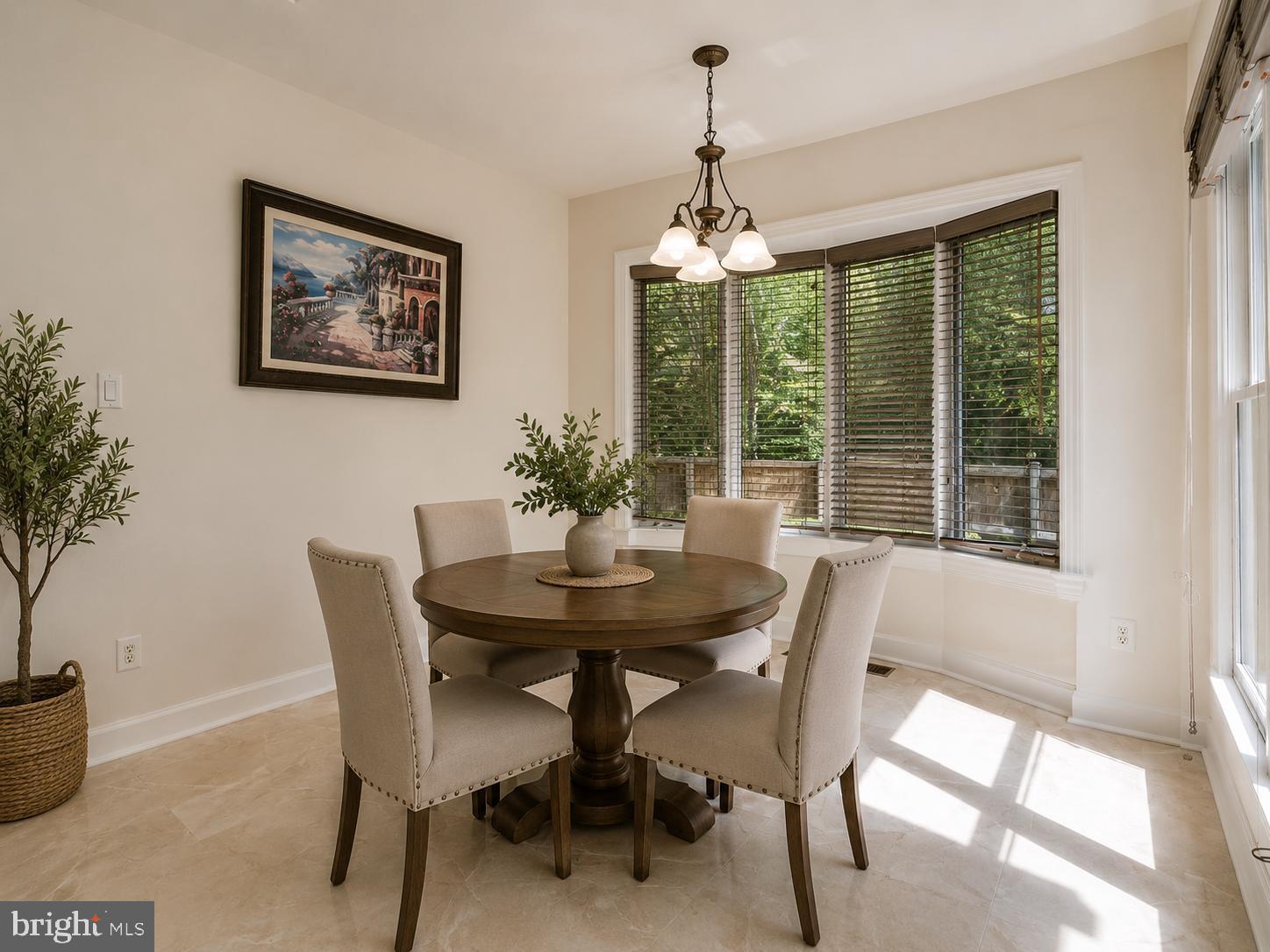 1489 Broadstone Place Vienna, VA 22182 - Photo 4 of 15