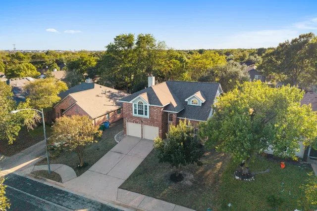 $435,000 | 2107 Fuzz Fairway, Austin, TX 78728