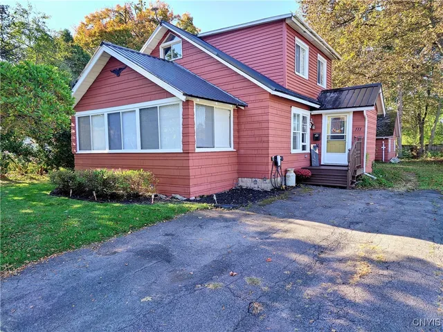 $199,000 | 111 West Campbell Avenue, Sherrill, NY 13461