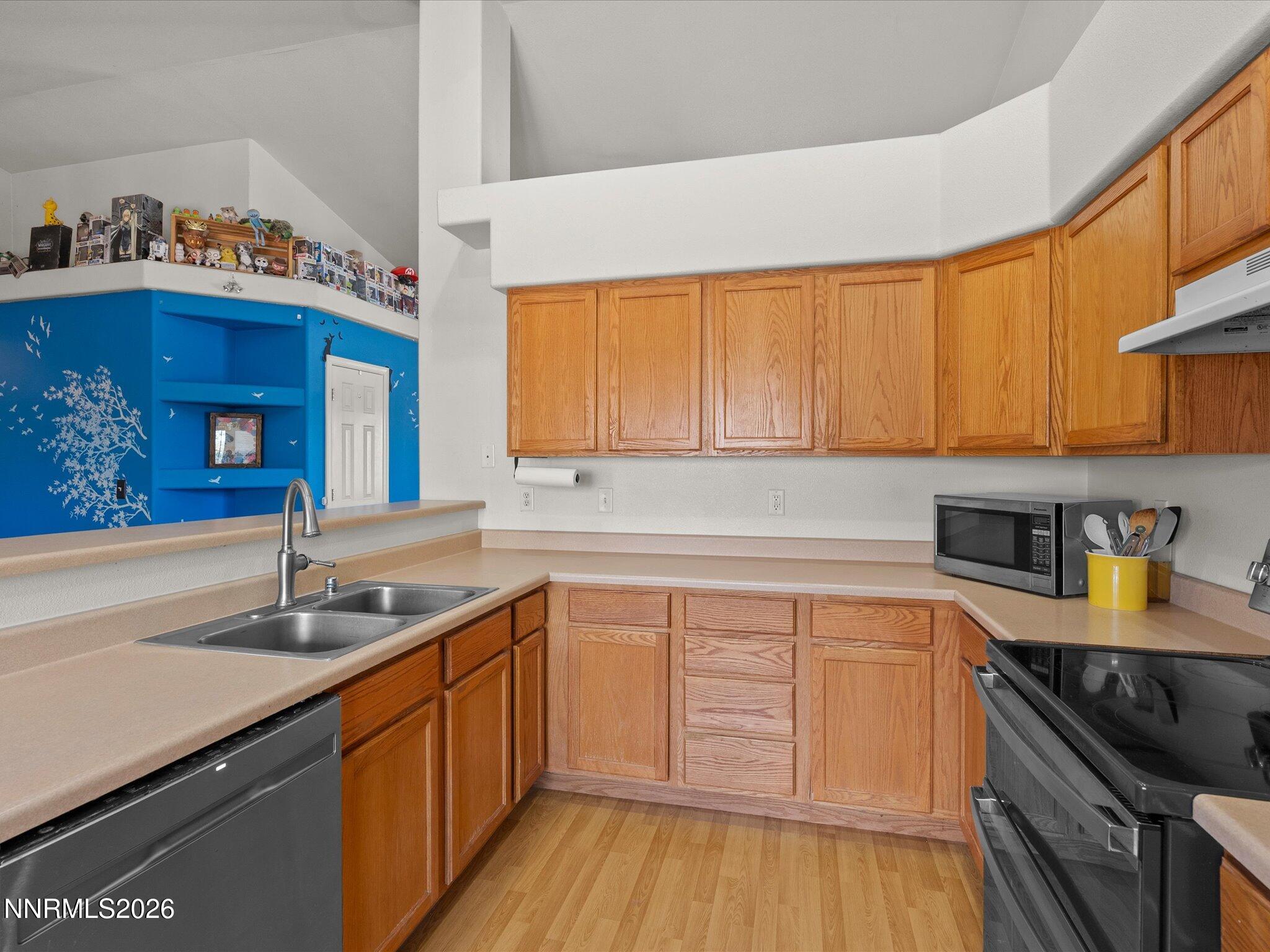 894 Timothy Way Fallon, NV 89406 - Photo 12 of 44 Kitchen view