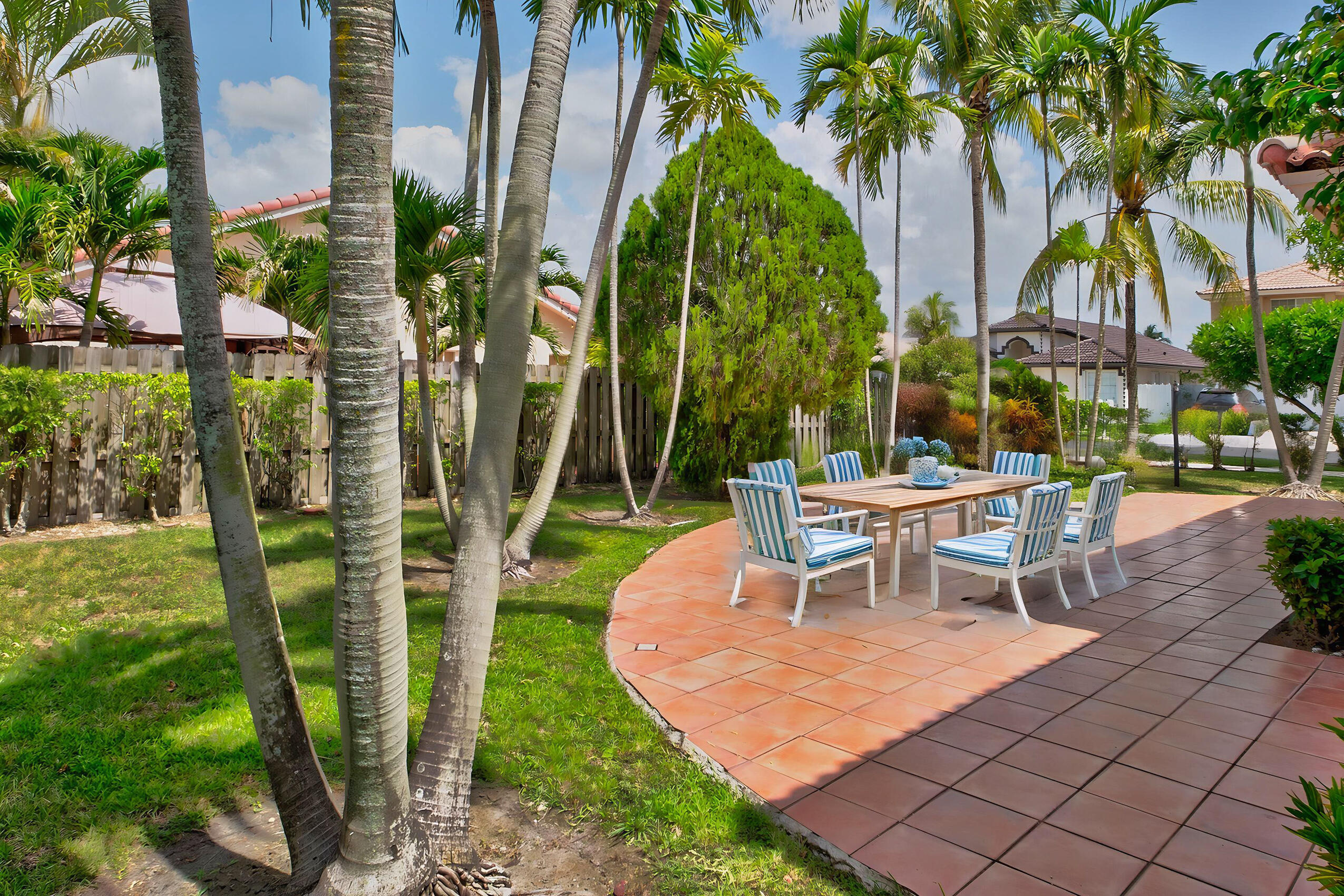 10334 Southwest 164th Place Miami, FL 33196 - Photo 32 of 41 R_F005 (4)