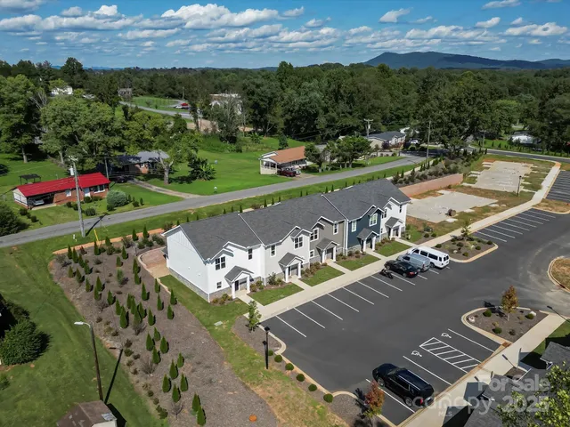 $249,000 | 202 Beacon Avenue, Morganton, NC 28655