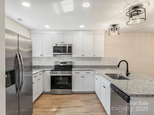 $249,000 | 202 Beacon Avenue, Morganton, NC 28655