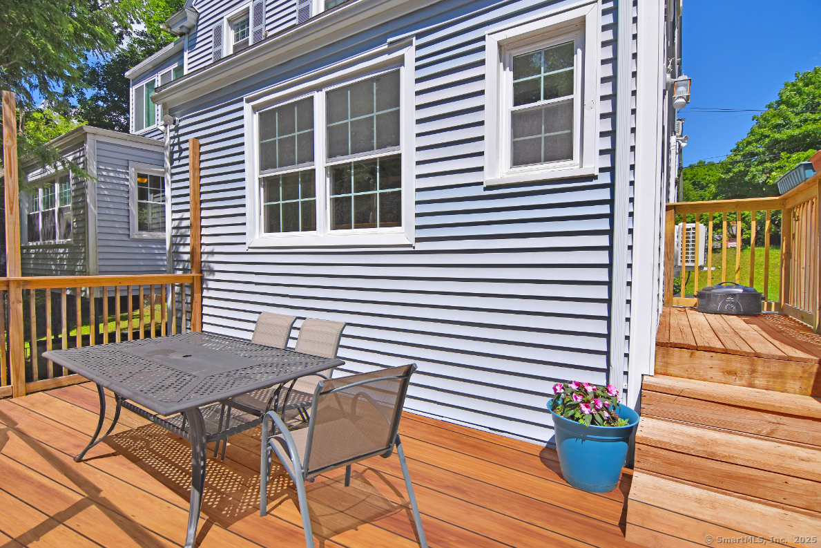 541 Willow Street Waterbury, CT 06710 - Photo 15 of 19