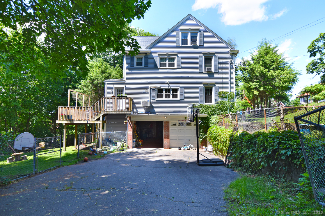 541 Willow Street Waterbury, CT 06710 - Photo 18 of 19