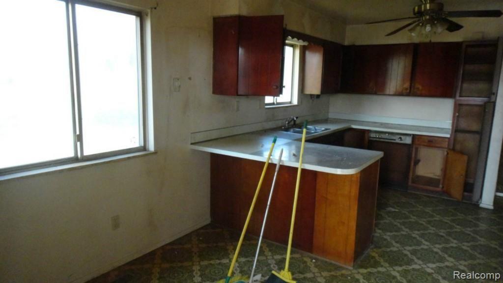 9430 Gale Road Goodrich, MI 48438 - Photo 8 of 24 DSC09840.jpg