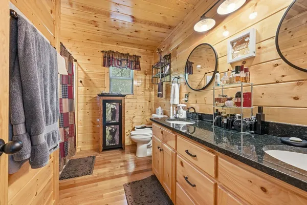 $425,000 | 305 Woodcrest Drive, Murphy, NC 28906