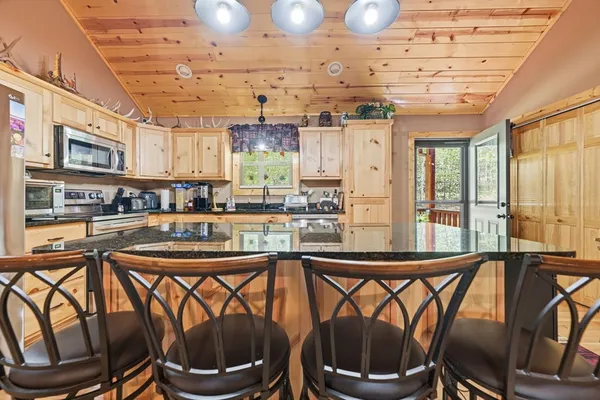 $425,000 | 305 Woodcrest Drive, Murphy, NC 28906