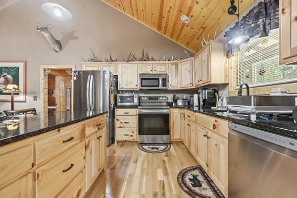 $425,000 | 305 Woodcrest Drive, Murphy, NC 28906