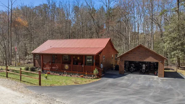 $425,000 | 305 Woodcrest Drive, Murphy, NC 28906