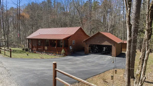 $425,000 | 305 Woodcrest Drive, Murphy, NC 28906