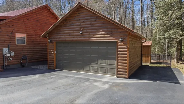 $425,000 | 305 Woodcrest Drive, Murphy, NC 28906