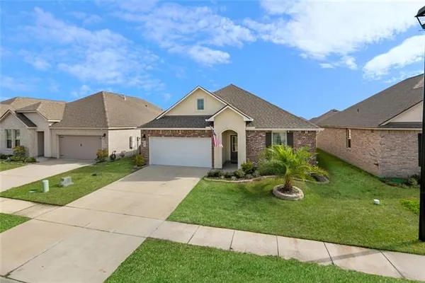 $2,400 | 5332 Fulvetta Fls Road, Slidell, LA 70461