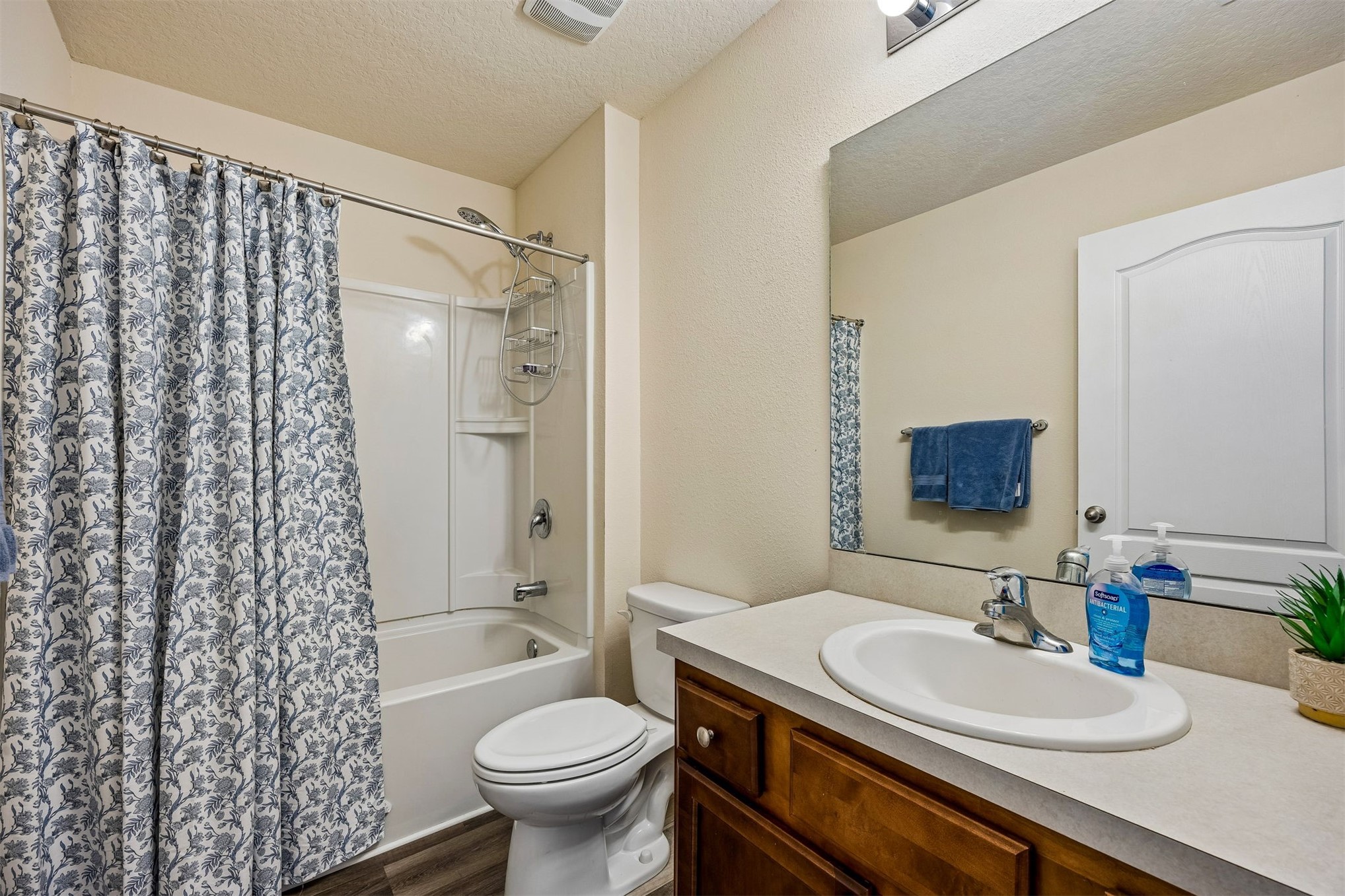 95159 Timberlake Drive Fernandina Beach, FL 32034 - Photo 14 of 33 a bathroom with a sink toilet and shower