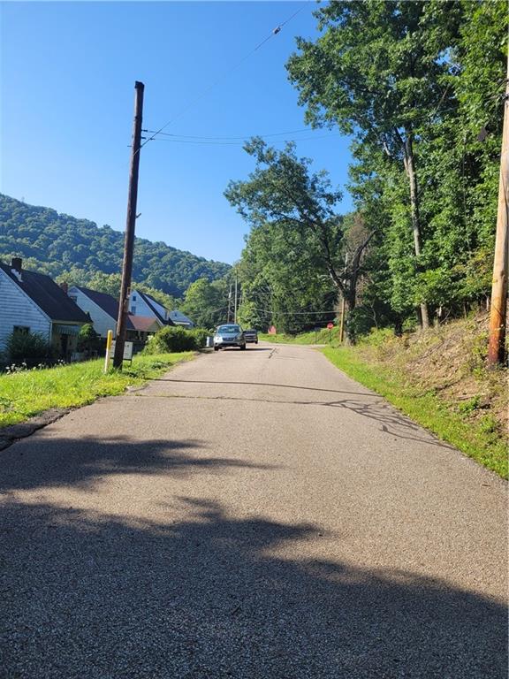 910 Valley Road Ambridge, PA 15003 - Photo 9 of 10 Gallery Image 9