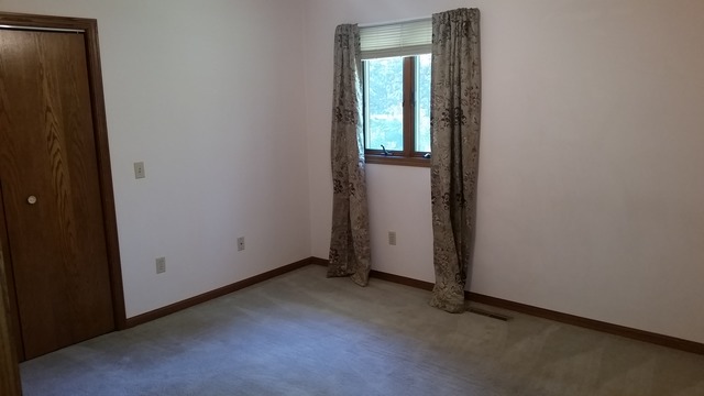21780 Moline Road Sterling, IL 61081 - Photo 6 of 17