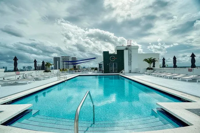 $377,988 | 1830 Radius Drive, Unit 912, Hollywood, FL 33020