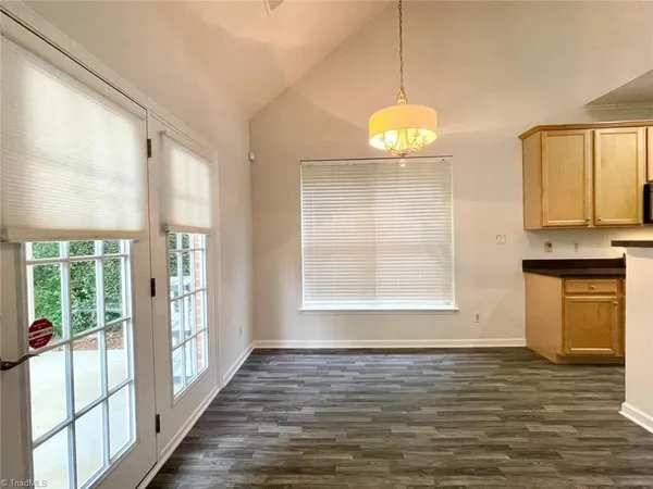 $2,350 | 3922 Siena Terrace, Greensboro, NC 27410