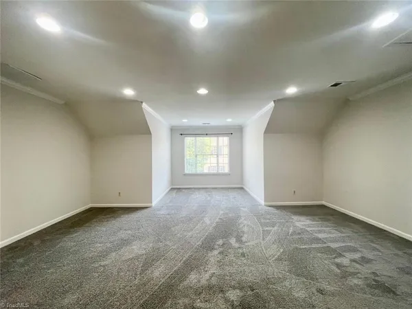 $2,350 | 3922 Siena Terrace, Greensboro, NC 27410