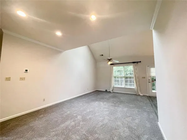 $2,350 | 3922 Siena Terrace, Greensboro, NC 27410