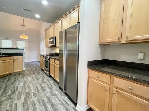 $2,350 | 3922 Siena Terrace, Greensboro, NC 27410