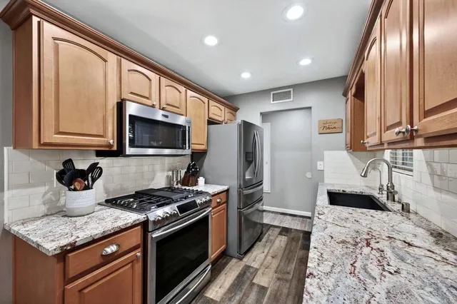 $899,000 | 10090 Pebble Beach Drive, Santee, CA 92071