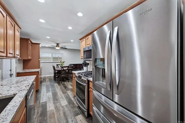 $899,000 | 10090 Pebble Beach Drive, Santee, CA 92071