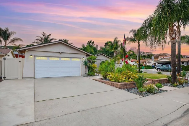 $899,000 | 10090 Pebble Beach Drive, Santee, CA 92071