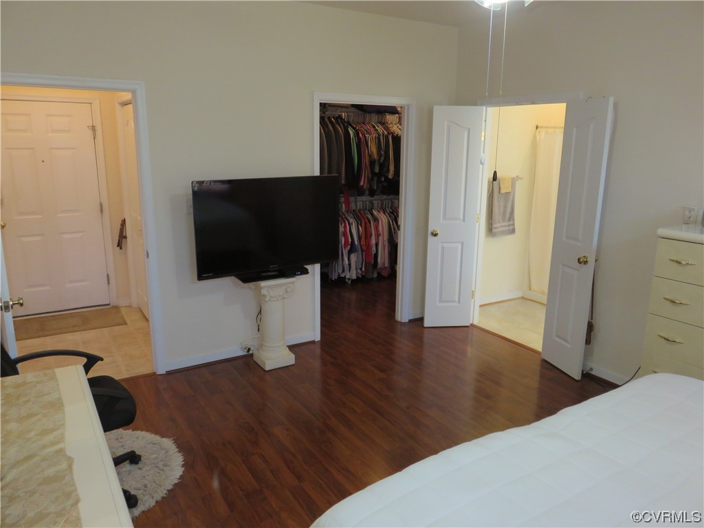 4740 Southmoor Road Richmond, VA 23234 - Photo 28 of 42 a living room with wooden floor and furniture