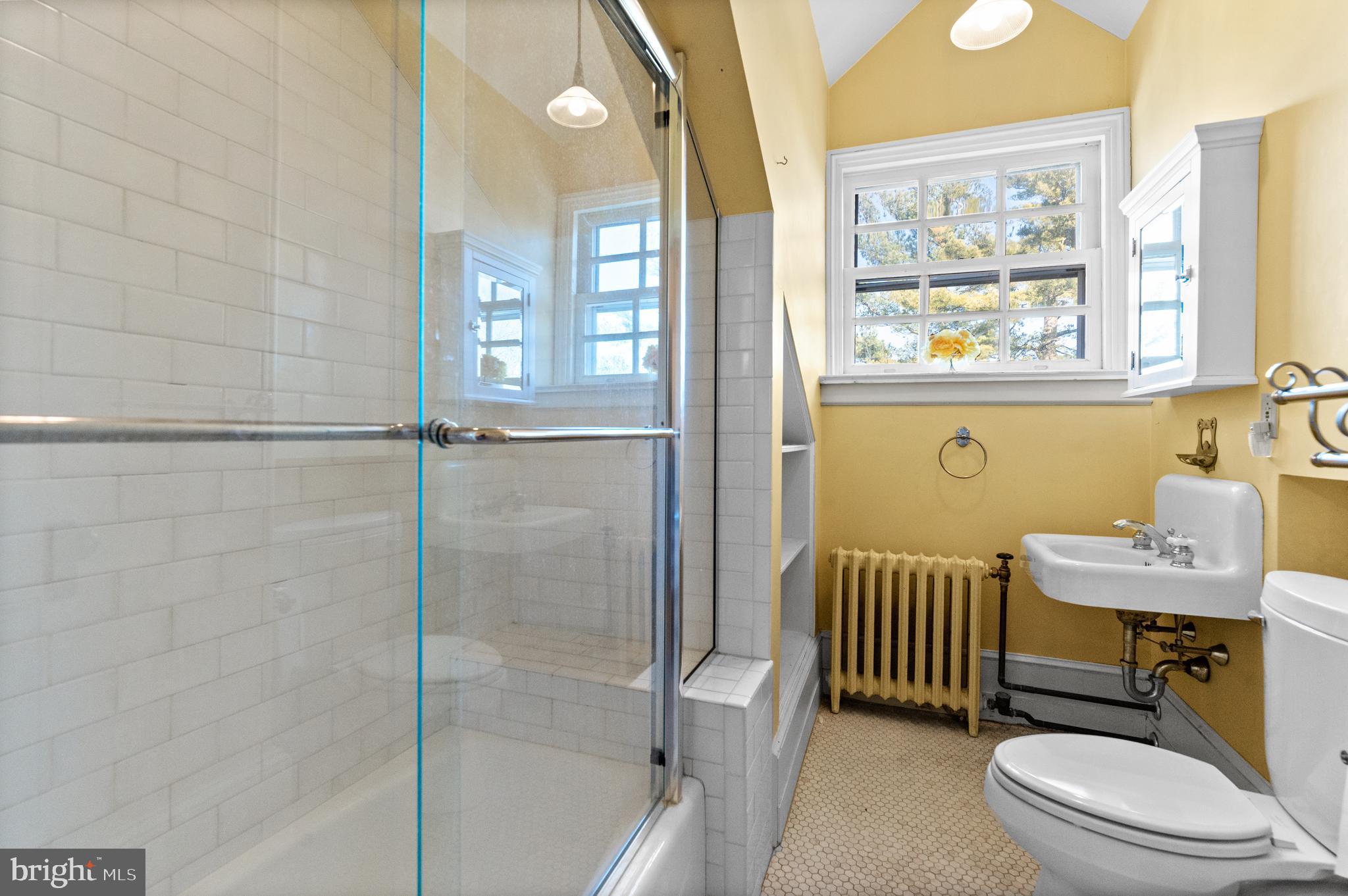 431 Old Eagle School Road Wayne, PA 19087 - Photo 30 of 34 3rd Floor Full Bath