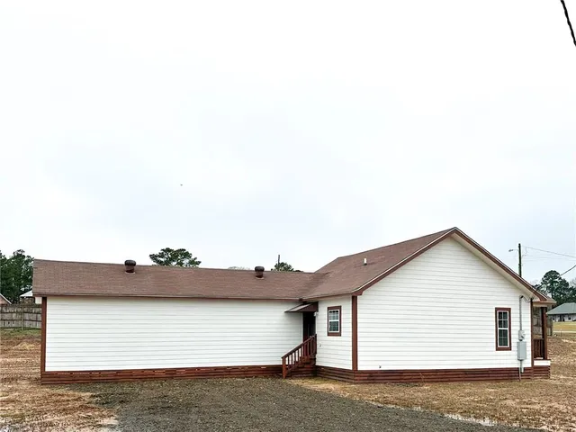 $179,900 | 9695 Highway 8, Colfax, LA 71417