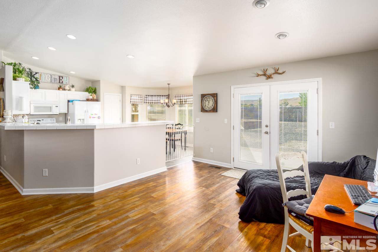 746 Tamsen Road Fernley, NV 89408 - Photo 7 of 28 Photo 7