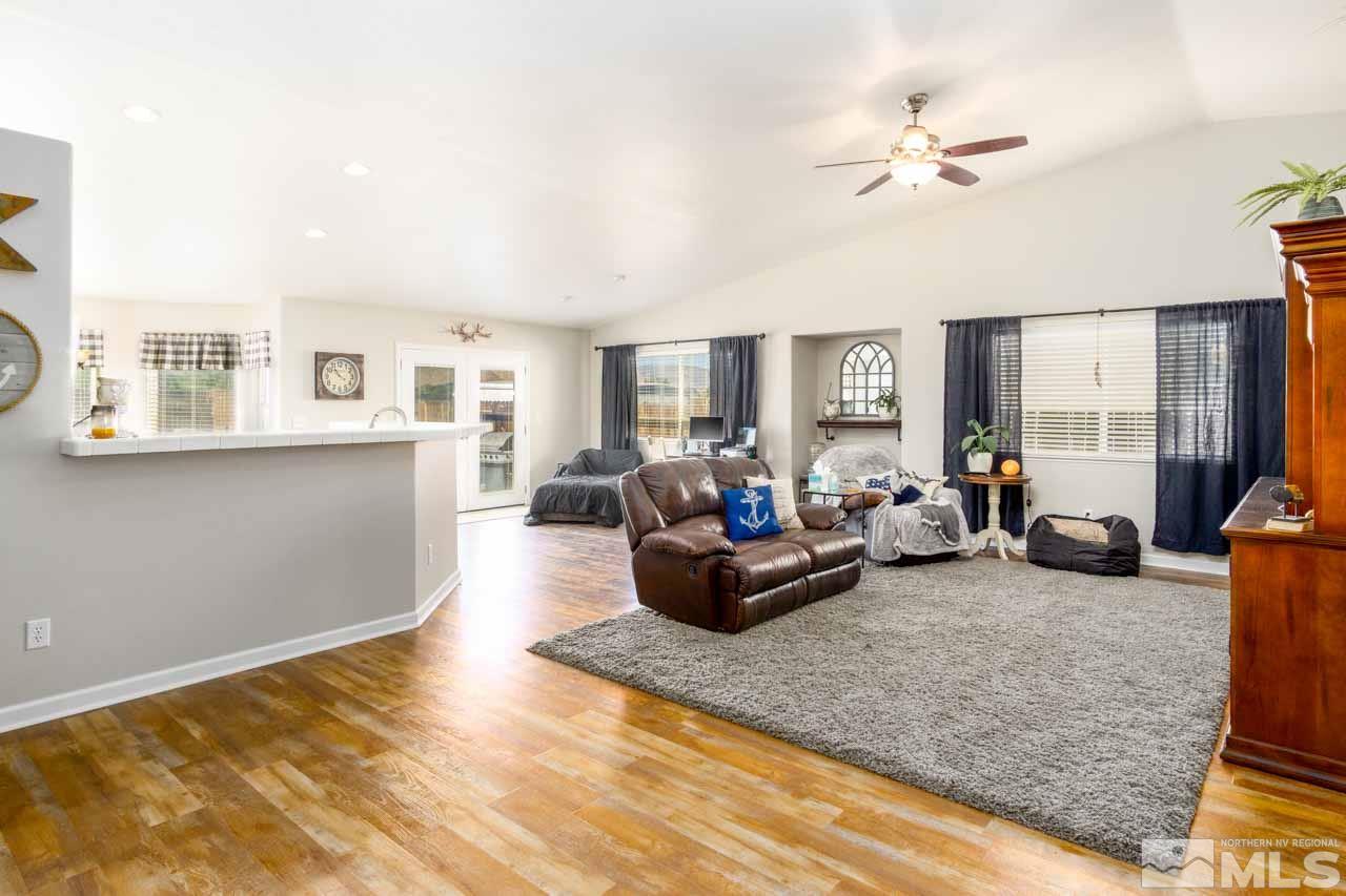 746 Tamsen Road Fernley, NV 89408 - Photo 10 of 28 Photo 10
