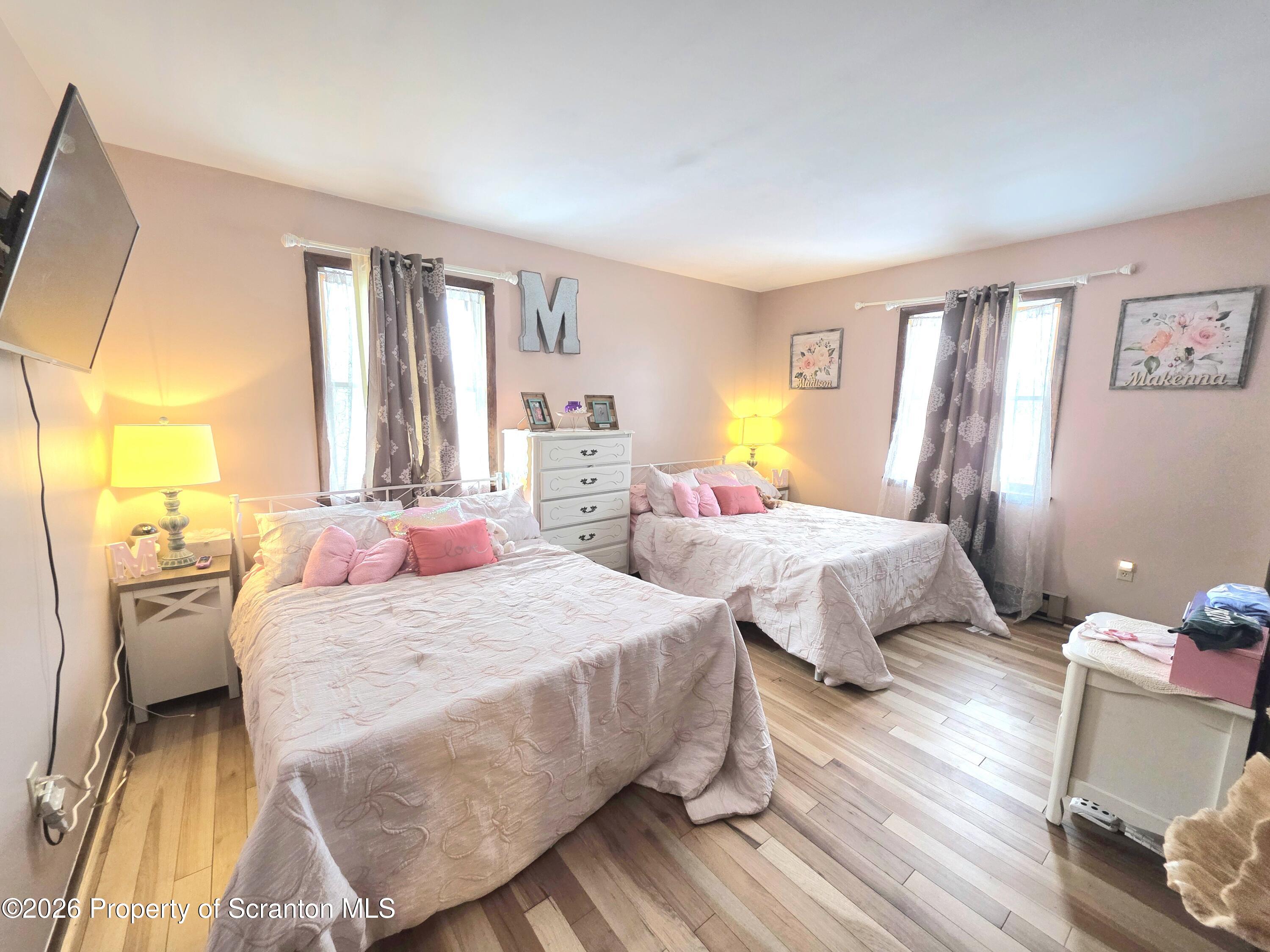 906 Violet Terrace Clarks Summit, PA 18411 - Photo 23 of 39 Bedroom 3