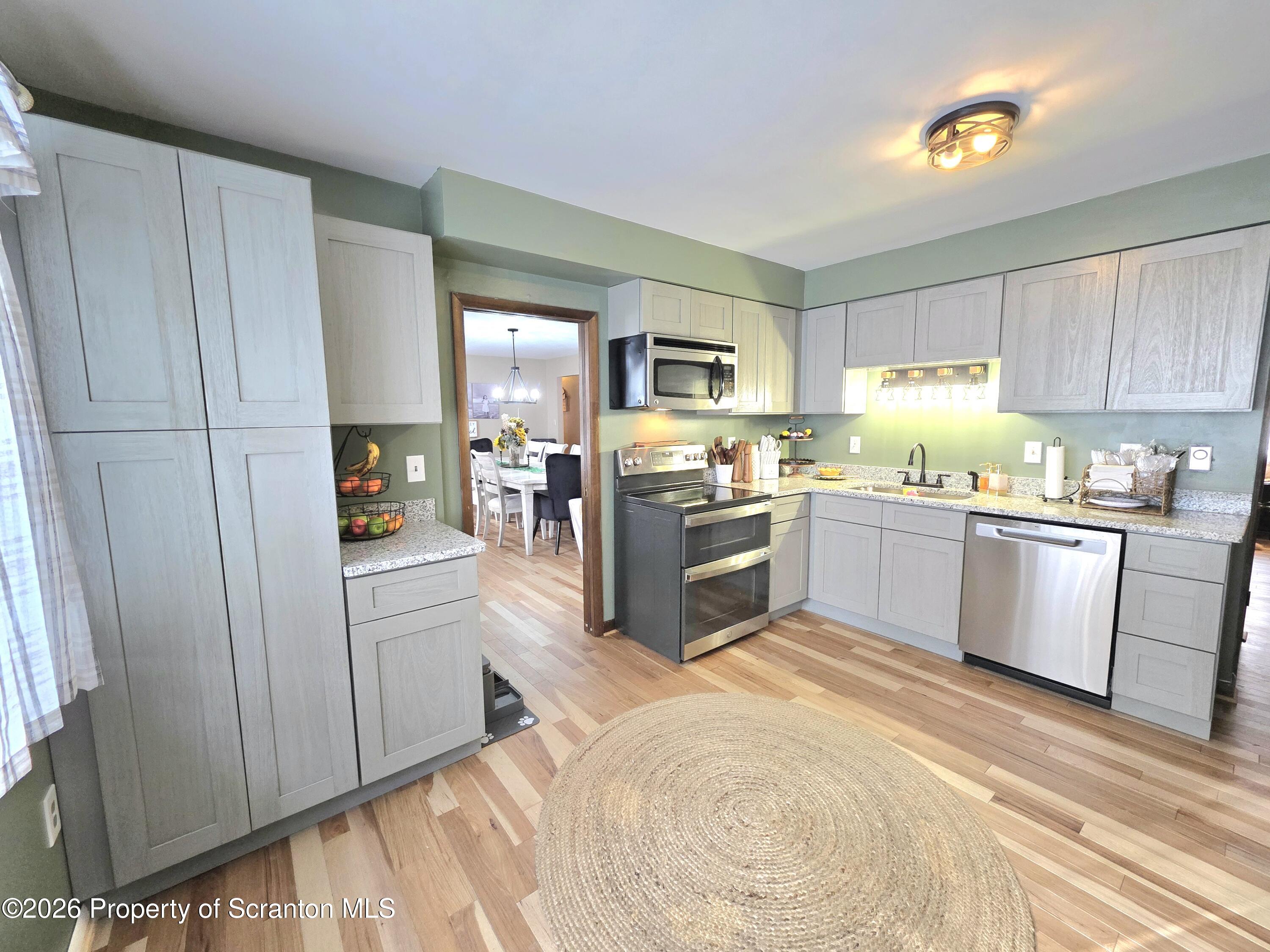 906 Violet Terrace Clarks Summit, PA 18411 - Photo 3 of 39 Kitchen