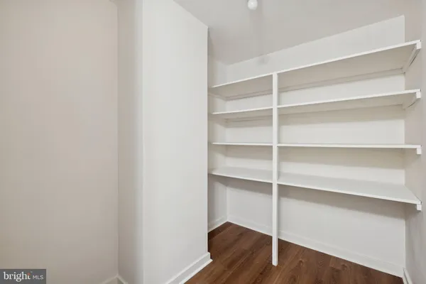$339,900 | 604 South Washington Square, Unit 1212, Philadelphia, PA 19106