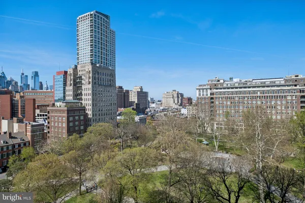 $339,900 | 604 South Washington Square, Unit 1212, Philadelphia, PA 19106