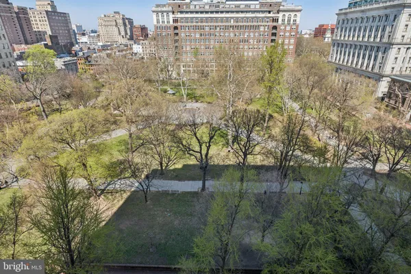 $339,900 | 604 South Washington Square, Unit 1212, Philadelphia, PA 19106