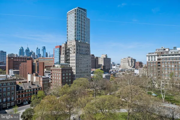 $339,900 | 604 South Washington Square, Unit 1212, Philadelphia, PA 19106