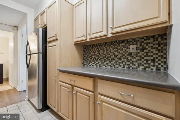 $339,900 | 604 South Washington Square, Unit 1212, Philadelphia, PA 19106