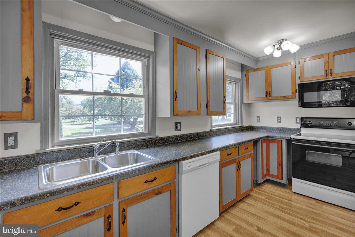 785 Hempfield Hill Road Columbia, PA 17512 - Photo 24 of 42 Gallery Image 24