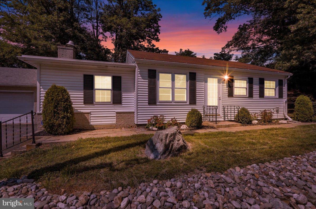 785 Hempfield Hill Road Columbia, PA 17512 - Photo 4 of 42 Gallery Image 4