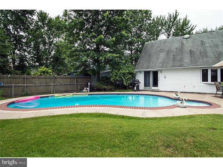 12 Grand Pine Road Levittown, PA 19057 - Photo 19 of 23 Pool