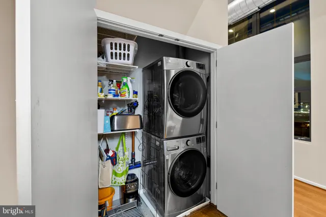 $6,500 | 1200 Steuart Street, Unit 1511, Baltimore, MD 21230