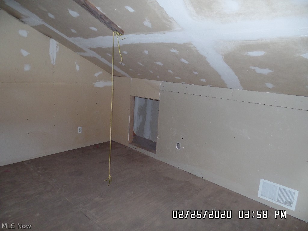 4044 Gray Road Kimbolton, OH 43749 - Photo 16 of 21 Gallery Image 16