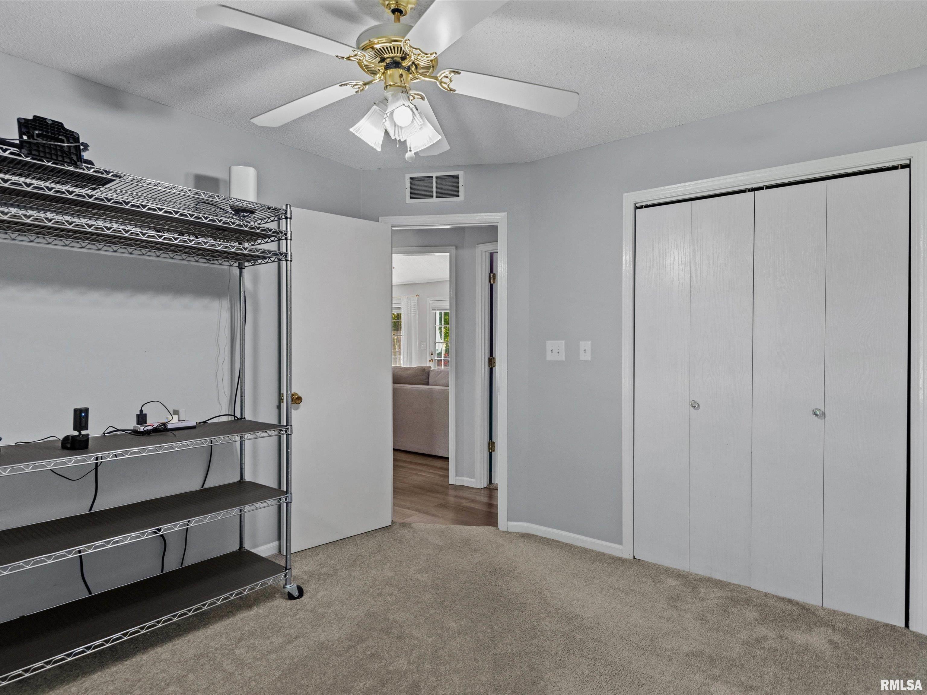 1212 Dani Lane Springfield, IL 62712 - Photo 26 of 34 Gallery Image 26