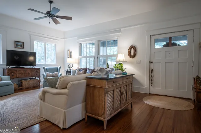 $4,800 | 290 Milledge Circle, Athens, GA 30606