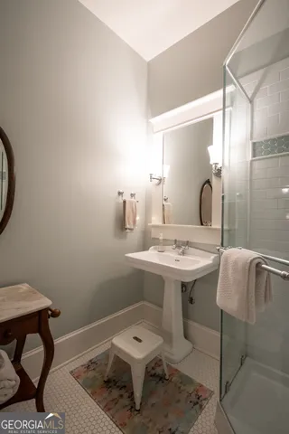 $4,800 | 290 Milledge Circle, Athens, GA 30606