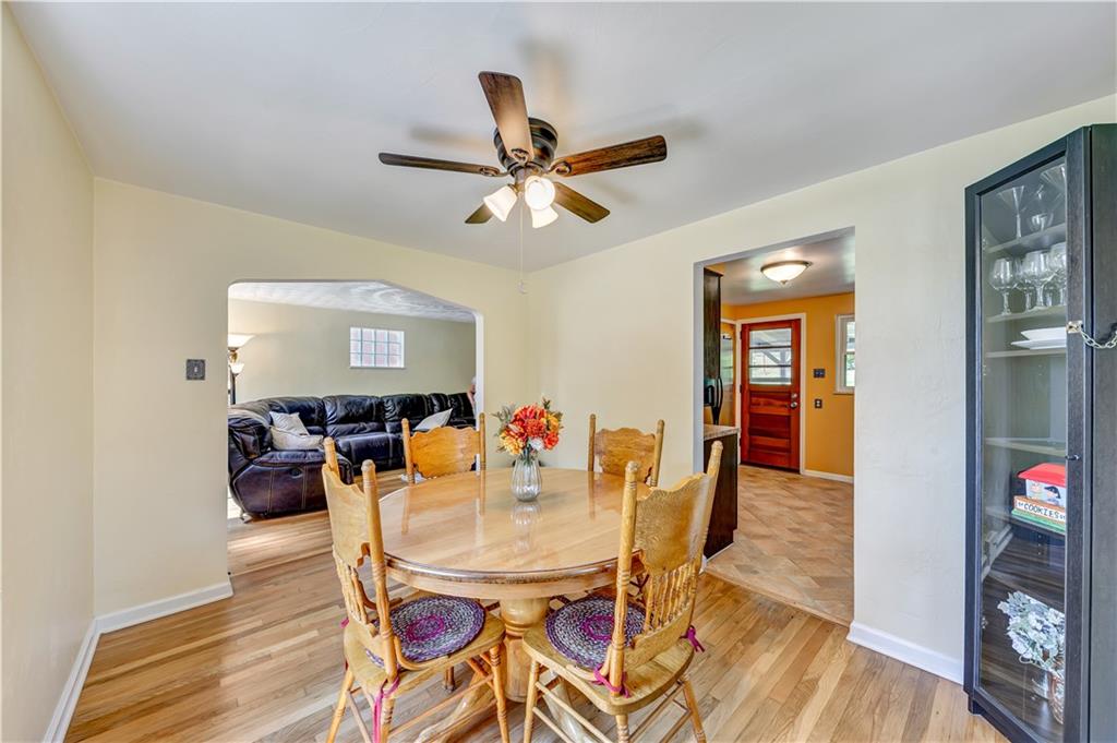 524 East Garden Road Pittsburgh, PA 15227 - Photo 8 of 25 Gallery Image 8