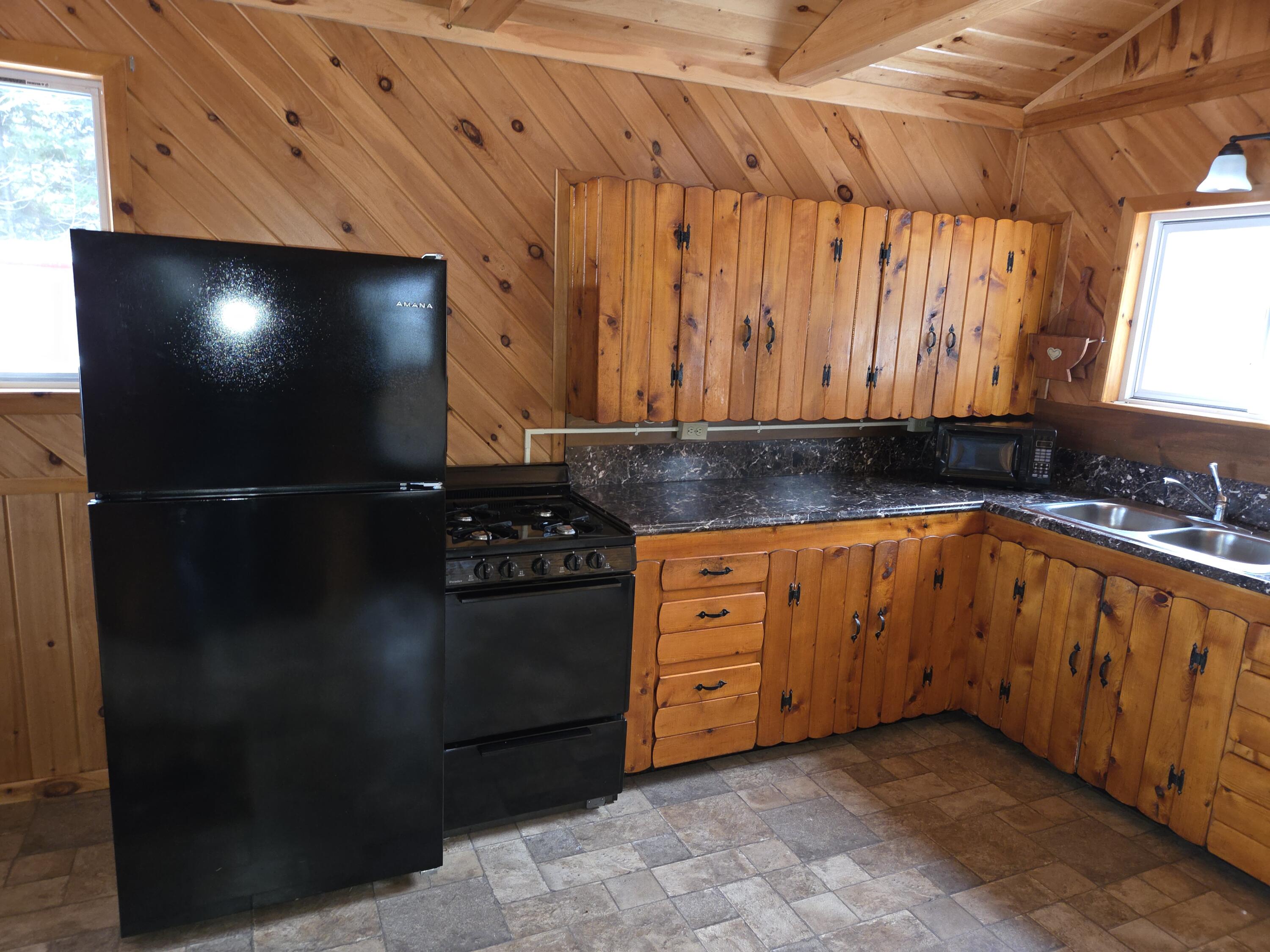 539 Turkey Tail Road Millinocket, ME 04462 - Photo 5 of 40 20251223_133014